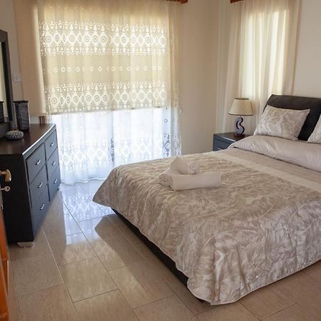 Villa Paradise Paphos Ngoại thất bức ảnh