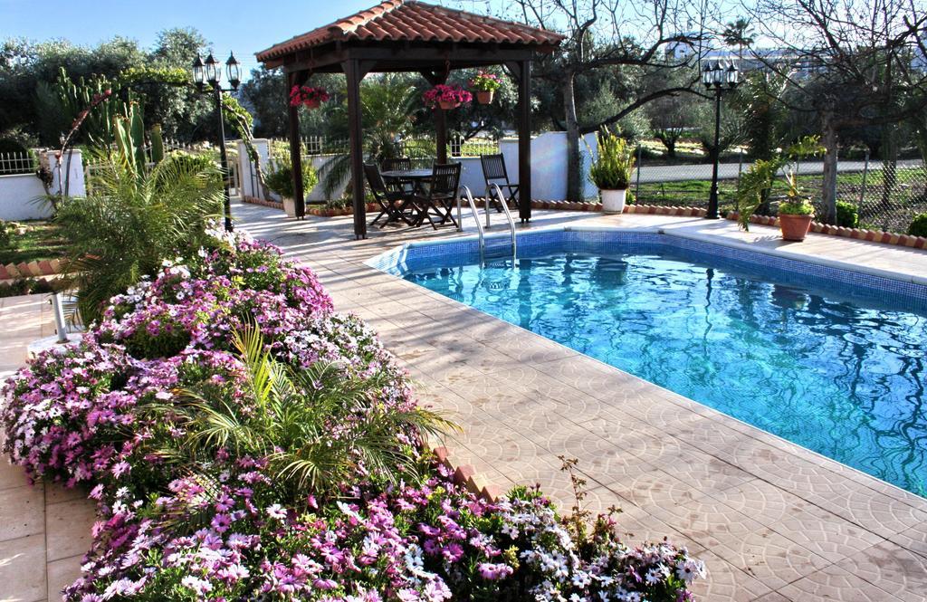 Villa Paradise Paphos Phòng bức ảnh