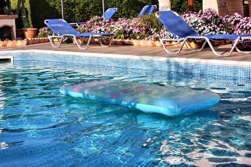 Villa Paradise Paphos Phòng bức ảnh