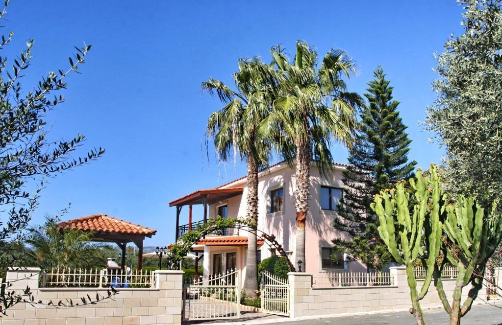 Villa Paradise Paphos Ngoại thất bức ảnh