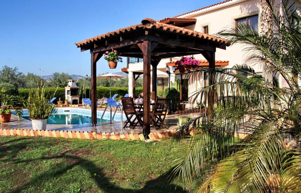 Villa Paradise Paphos Ngoại thất bức ảnh